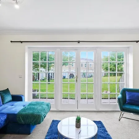 度假居 Lovely 4 Bedroom House In - Sleeps 10 约克